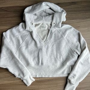 Abercrombie & Fitch Cropped Sweatshirt